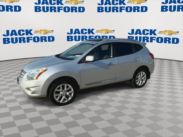 2011 nissan rogue sv