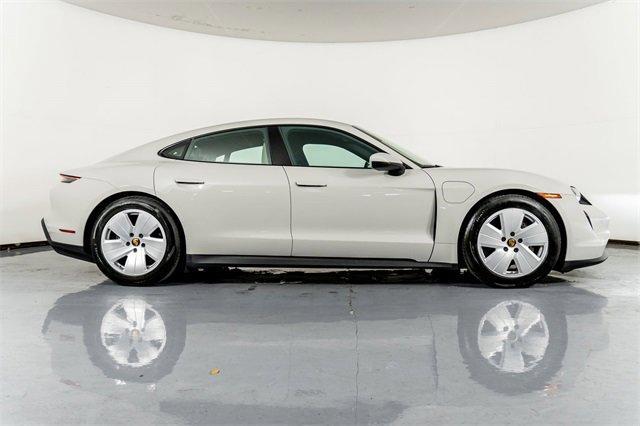 2022 porsche taycan rwd