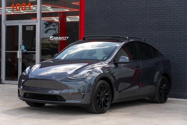 2022 tesla model y long range