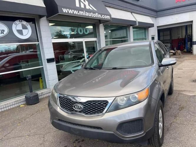 2011 kia sorento base front-wheel drive sport utility in dearborn, michigan