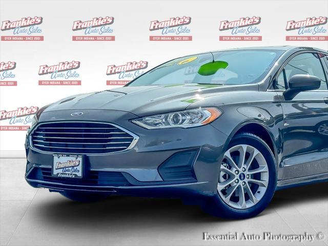 2020 ford fusion se