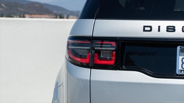 2022 land rover discovery sport s