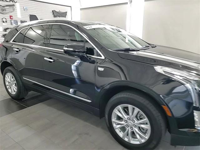 2022 cadillac xt5 luxury