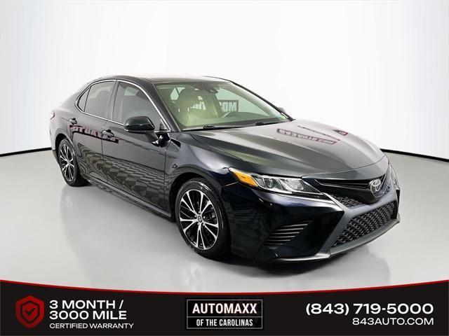 2020 toyota camry se