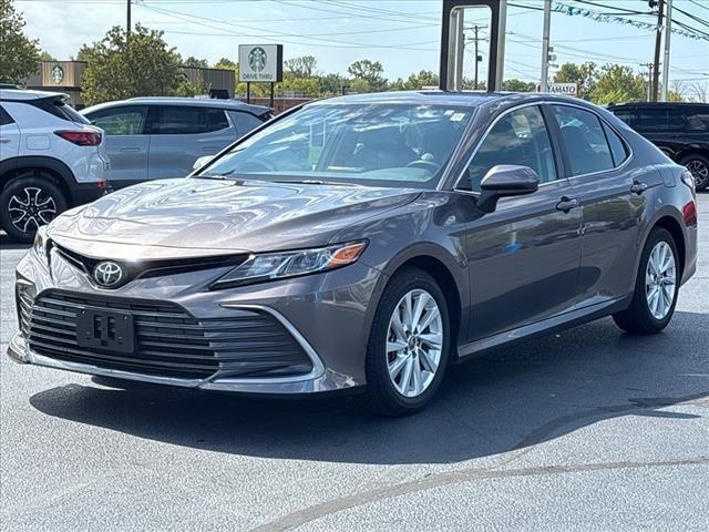 2023 toyota camry le