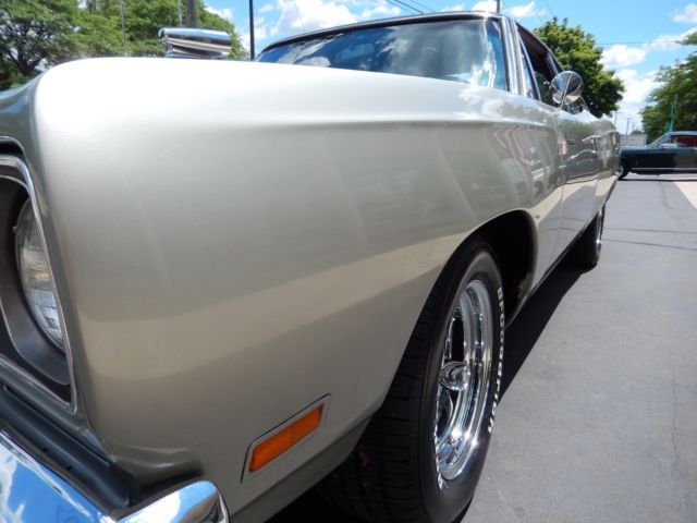 1969 plymouth road runner a4 silver 383 4 speed air grabber
