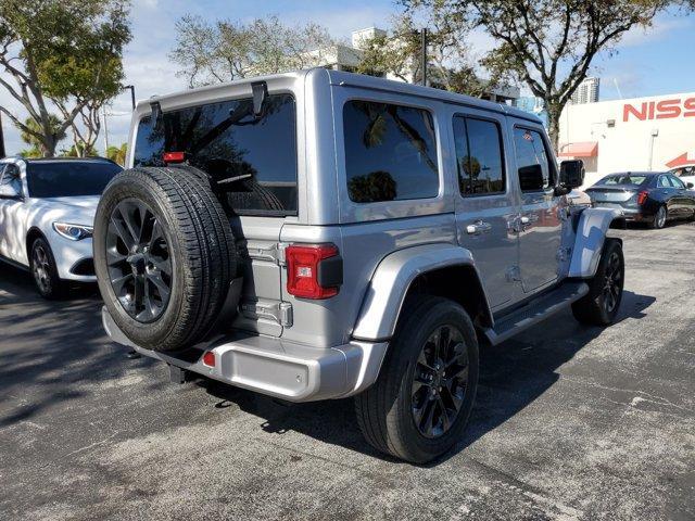 2021 jeep wrangler unlimited sahara altitude
