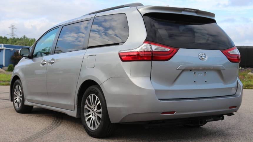 2018 toyota sienna