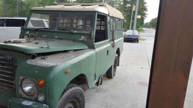 1975 land rover 109 wagon