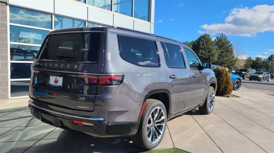 2022 Jeep Wagoneer