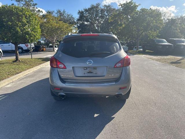 2010 nissan murano le