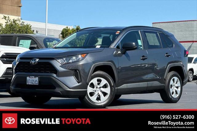 2020 toyota rav4 le