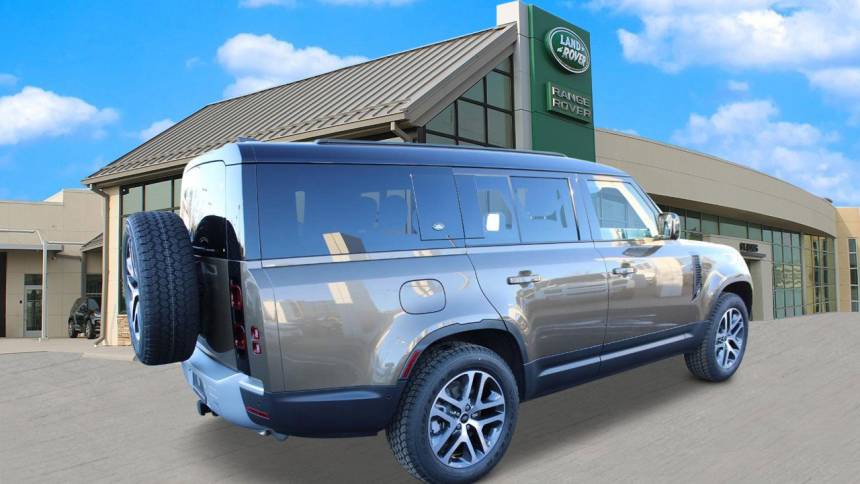 2024 land rover defender 130 p400 s