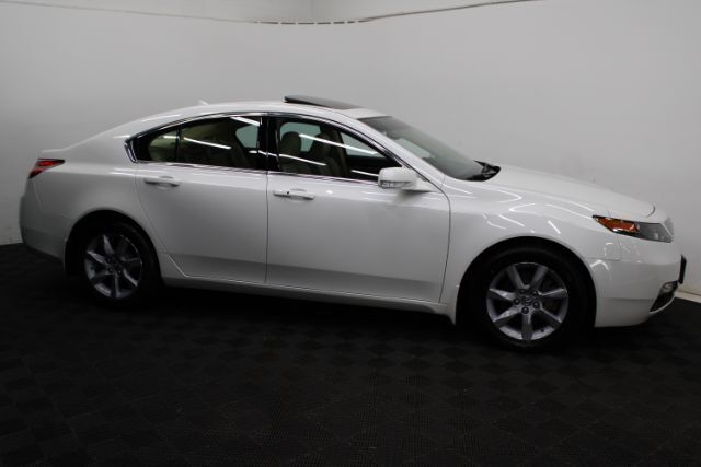 2014 acura tl 6-speed at with tech package and 18-in. wp