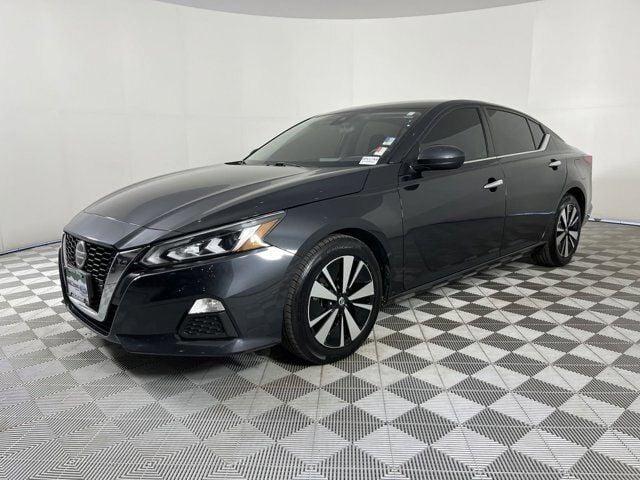 2022 nissan altima 2.5 sv in denver, colorado