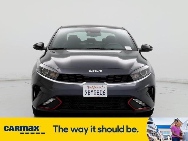 2022 kia forte gt-line
