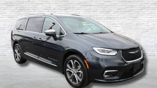2021 Chrysler se