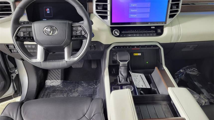 2024 toyota tundra capstone hv