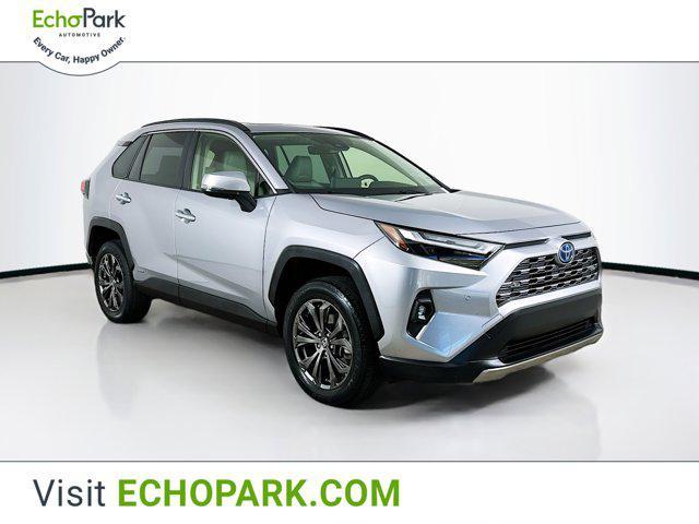 2022 toyota rav4 hybrid se
