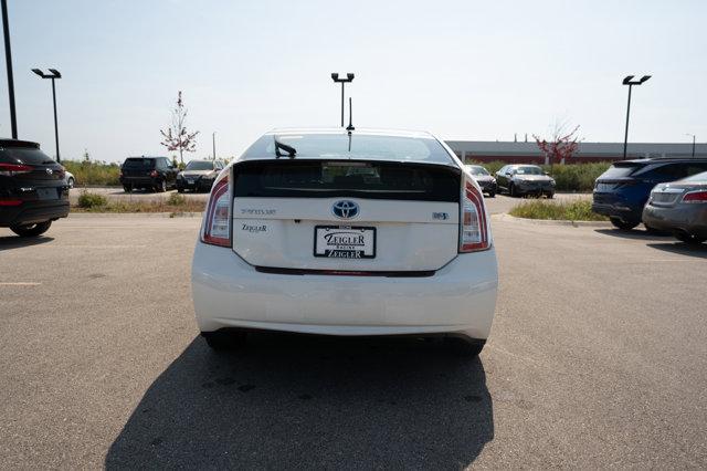 2014 toyota prius five