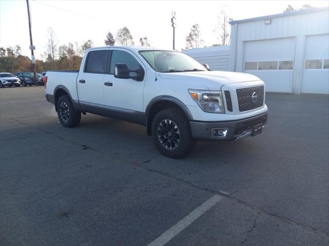2018 nissan titan pro-4x