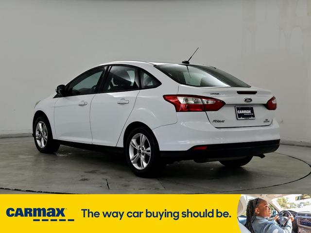 2014 ford focus se