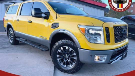 2017 nissan titan pro-4x