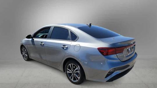 2022 kia forte lxs