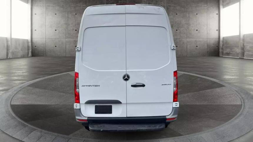 2022 mercedes-benz sprinter 2500