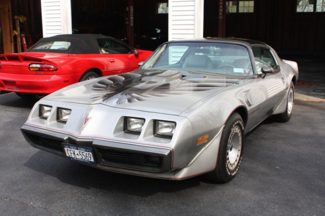 1979 pontiac firebird 10th anniversary trans am 400/4spd 34,188 original miles