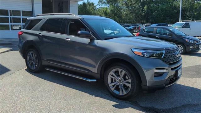 2023 ford explorer xlt