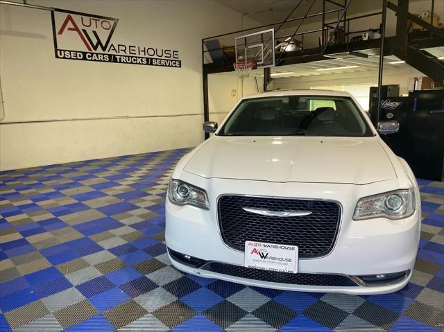 2019 chrysler 300 limited