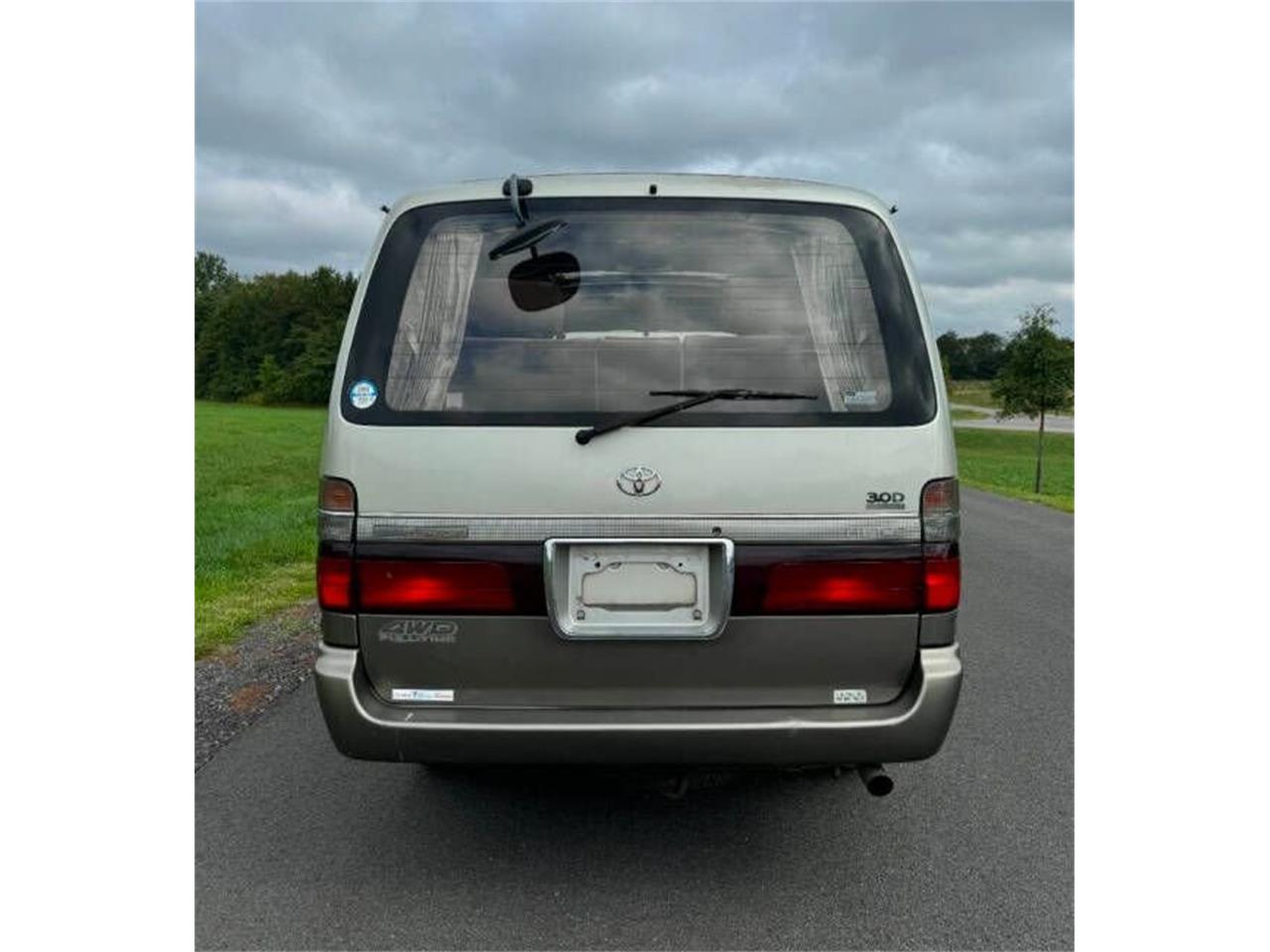 1996 toyota hiace