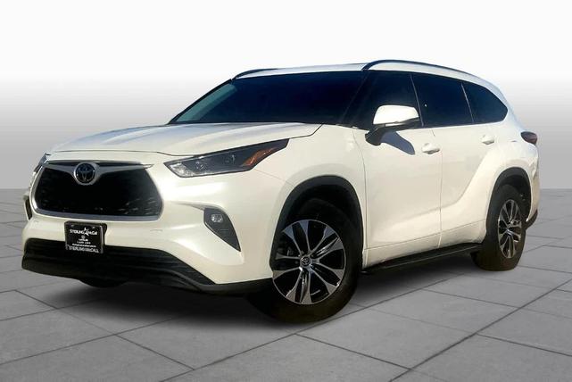 2021 toyota highlander xle