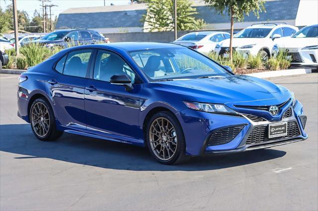 2023 toyota camry se nightshade