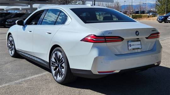 2024 BMW i5