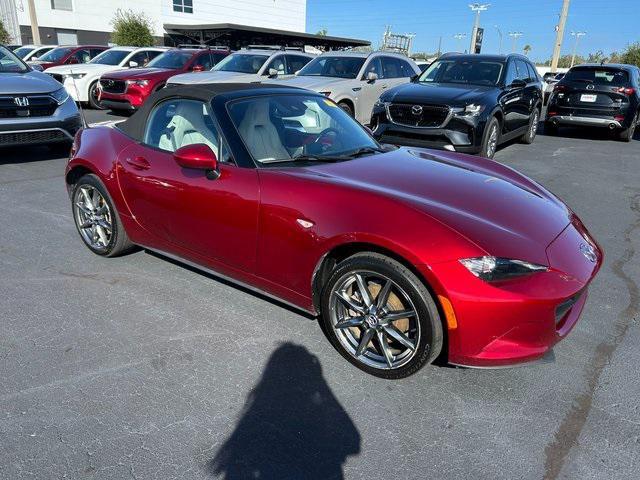 2021 mazda mx-5 miata grand touring