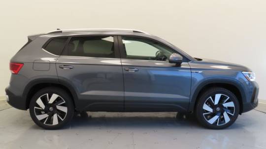 2024 Volkswagen Taos