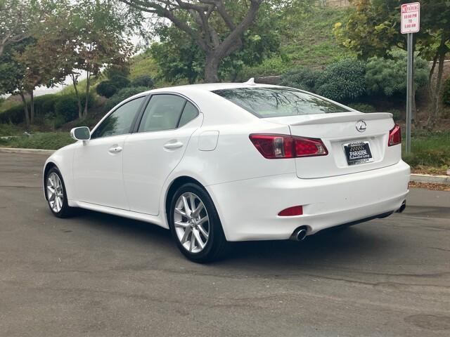2013 lexus is 250 base