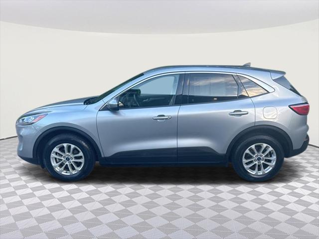 2021 ford escape se