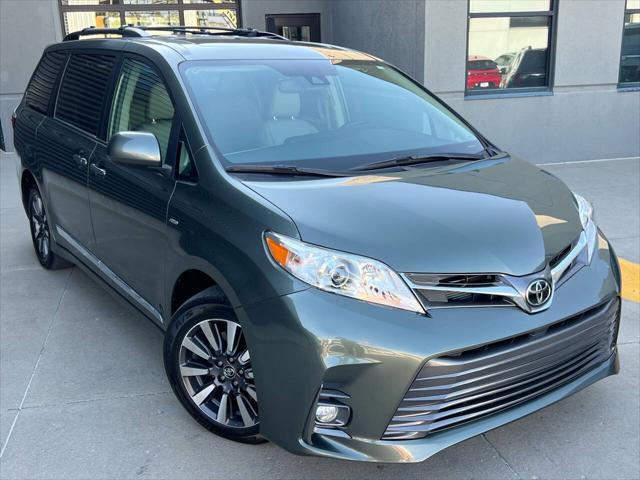 2019 toyota sienna xle