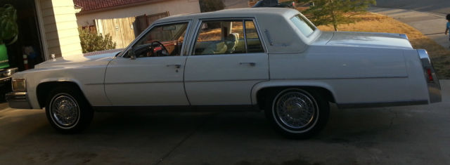 1979 cadillac fleetwood brougham 7.0l ( low mileage )