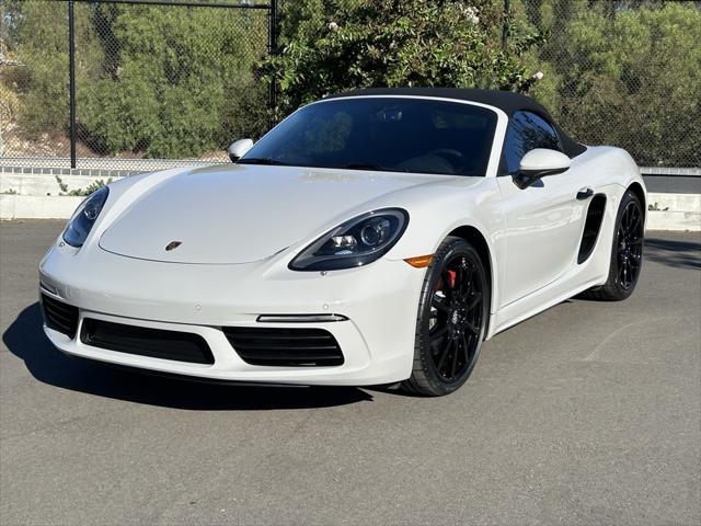 2022 porsche 718 boxster s
