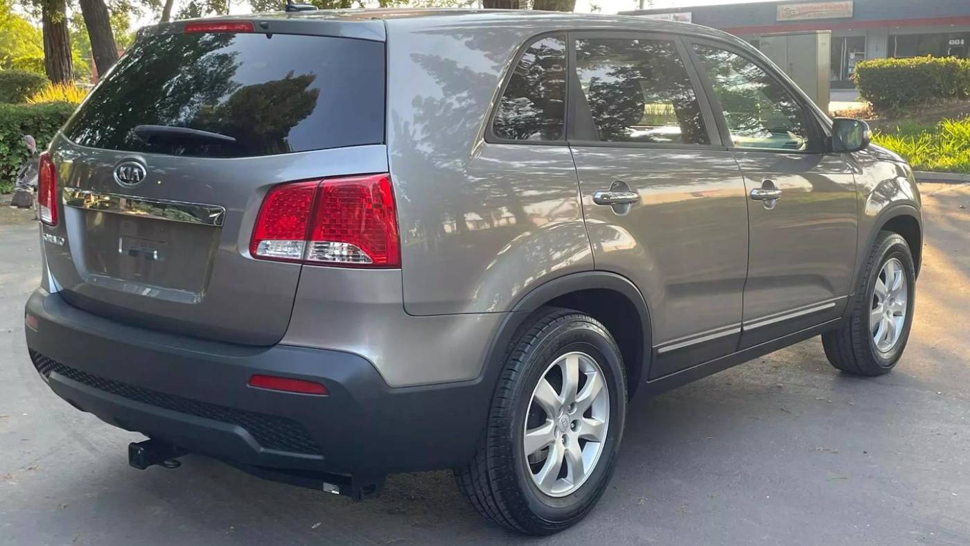 2011 kia sorento lx
