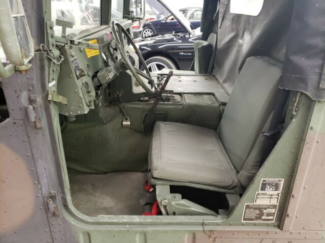 1992 hummer h1 humvee ex military can be exported runs excellent title in hand