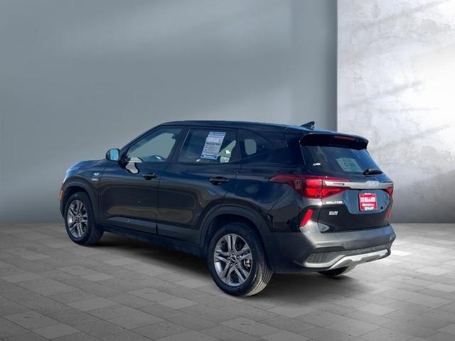 2023 kia seltos lx