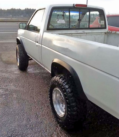 1993 nissan pickup hardbody 4x4 in oregon by owner