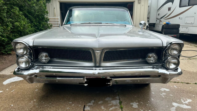 1963 pontiac bonneville convertible, good tires,newer softop, brand new battery