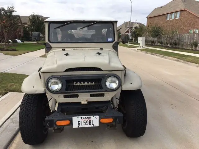 1972 toyota fj 40 - runs & drives - hard top , full doors , minor rust