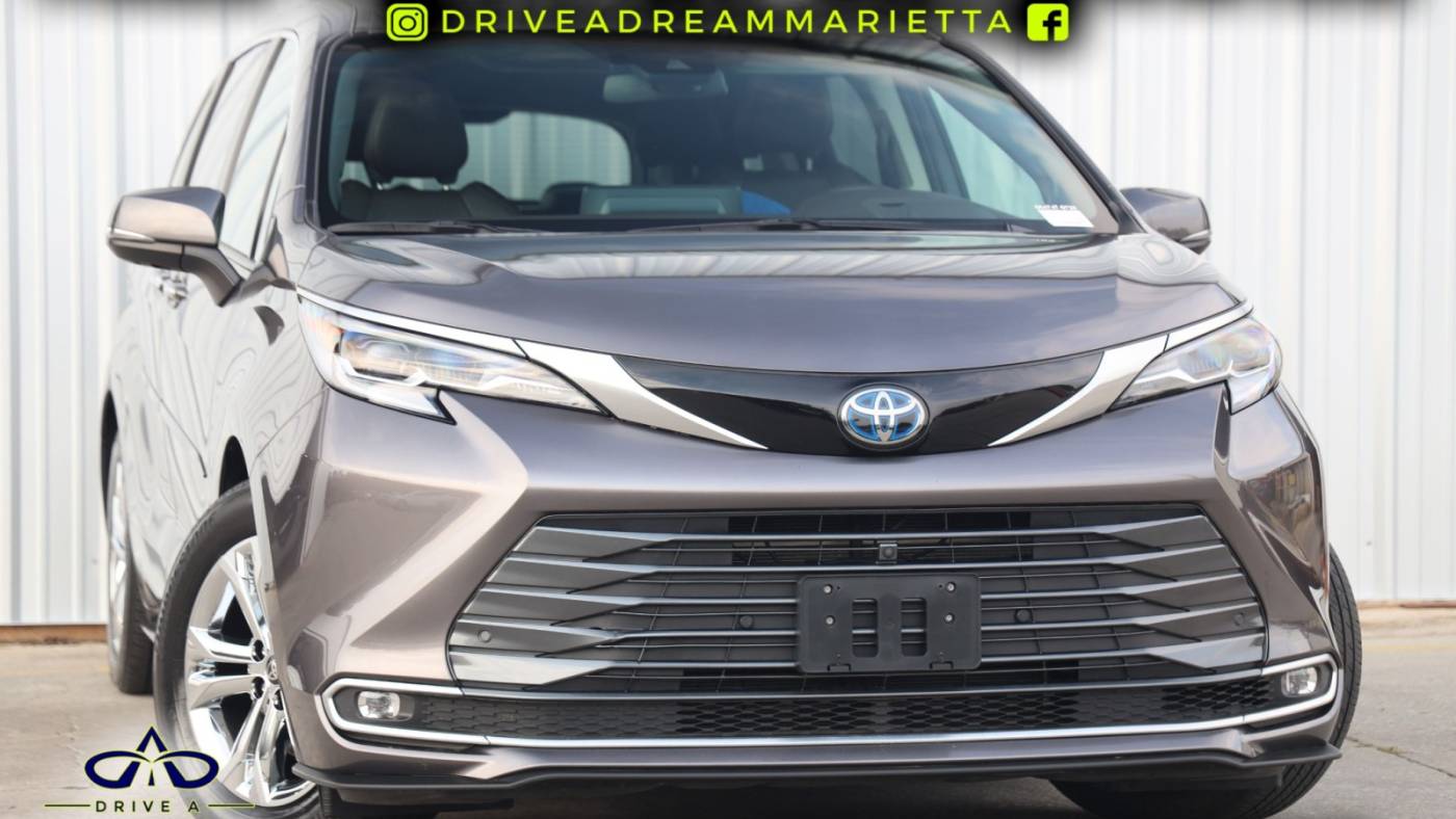 2022 toyota sienna platinum 7-passenger